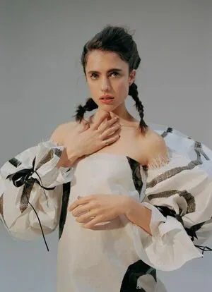 Margaret Qualley / margaretqualley фото голая #0183
