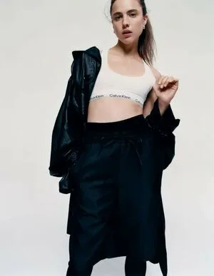 Margaret Qualley / margaretqualley фото голая #0185