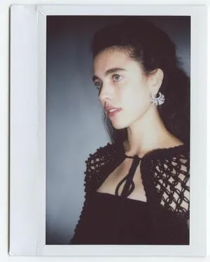 Margaret Qualley / margaretqualley фото голая #0263