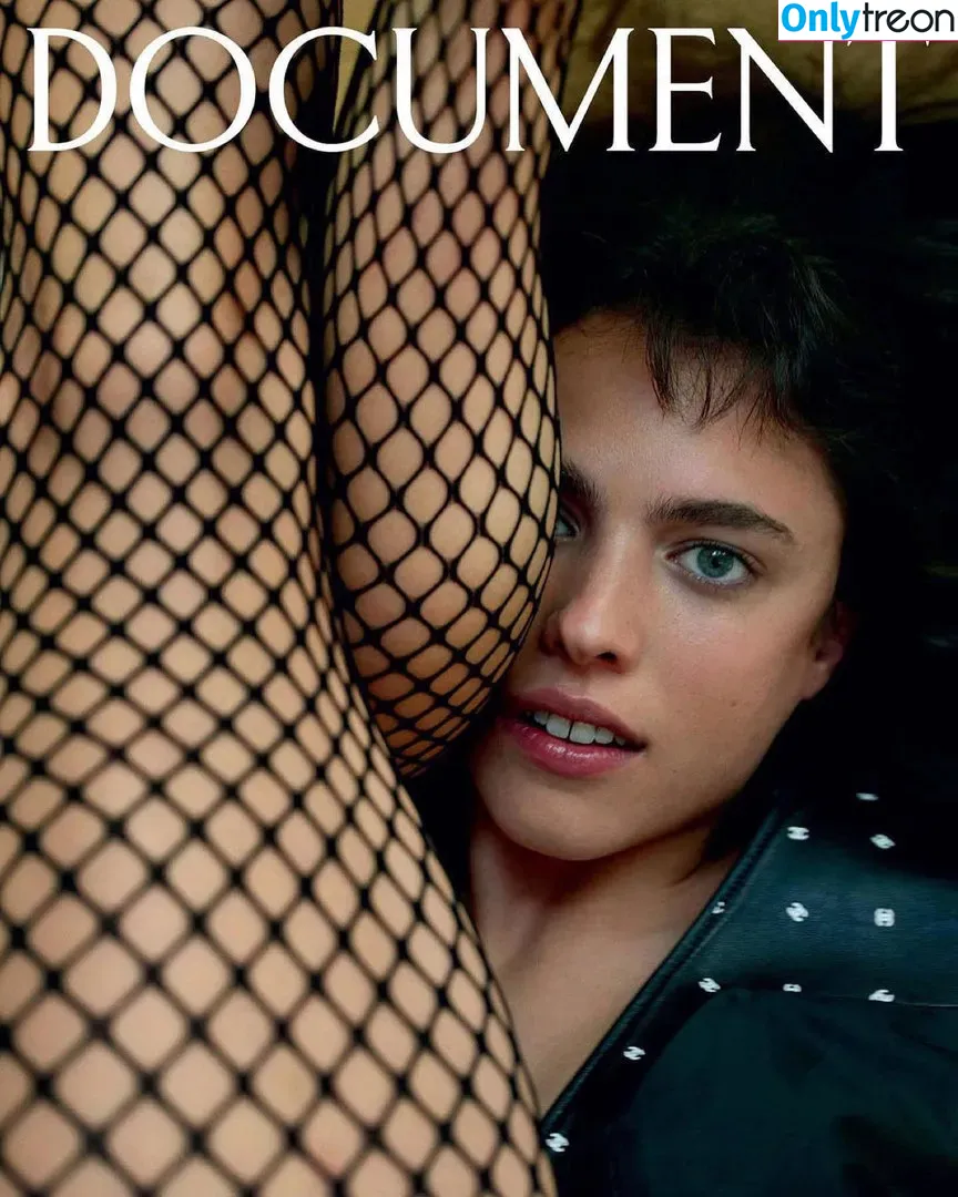 Margaret Qualley nude photo #0001 (margaretqualley)