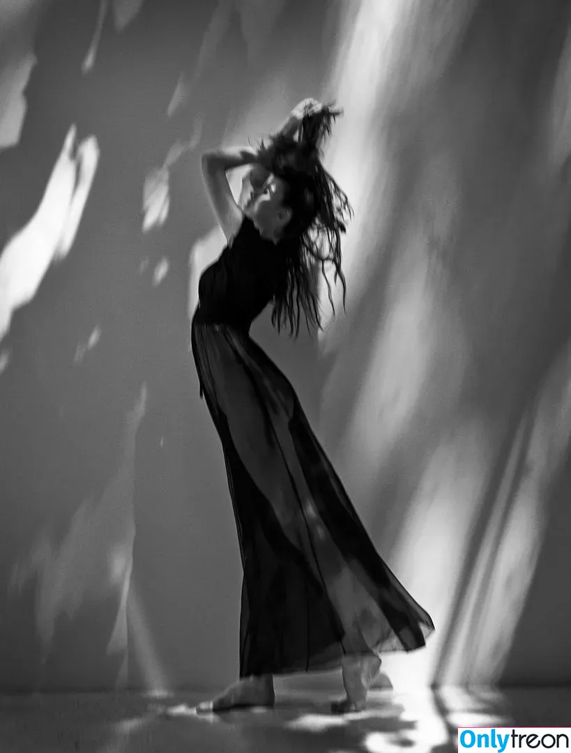 Margaret Qualley nude photo #0006 (margaretqualley)