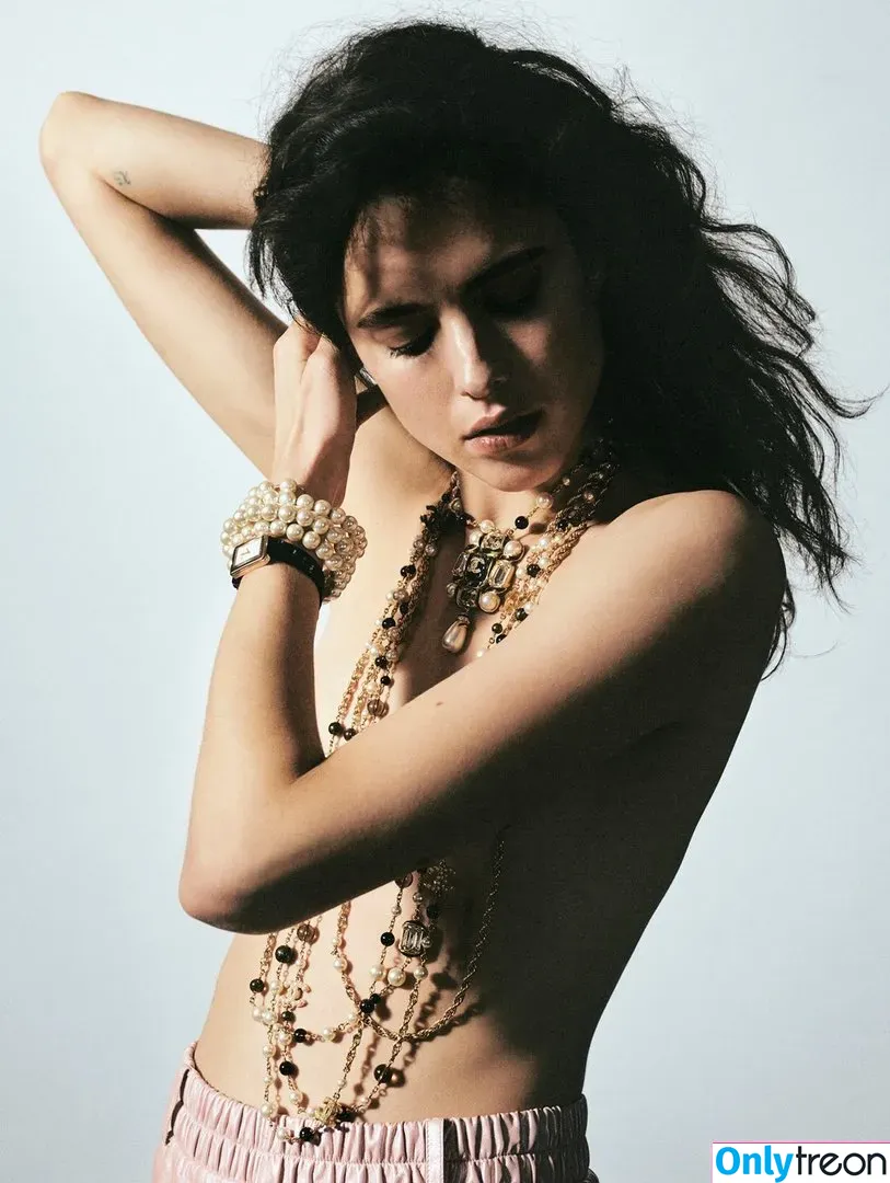 Margaret Qualley nude photo #0075 (margaretqualley)