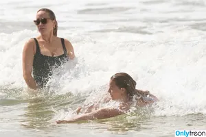 Margot Robbie / margotrobbieofficial nude photo #3504
