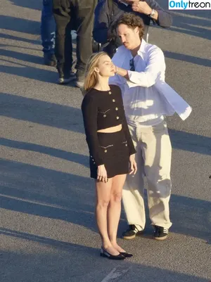 Margot Robbie / margotrobbieofficial nude photo #3543
