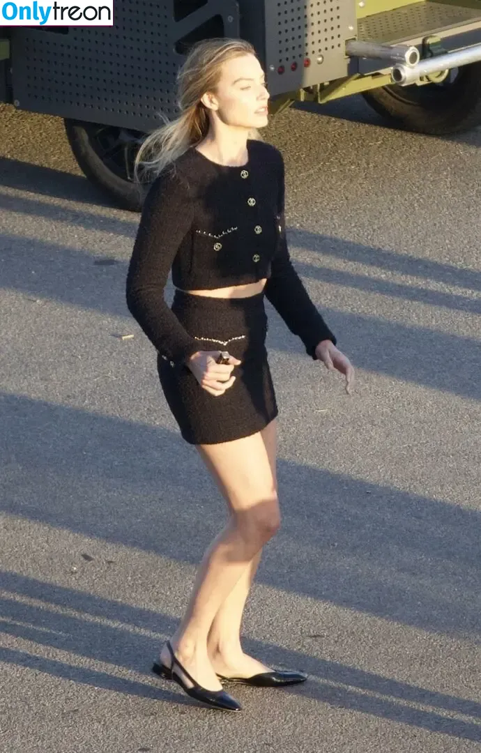 Margot Robbie голая photo #3538 (margotrobbieofficial)