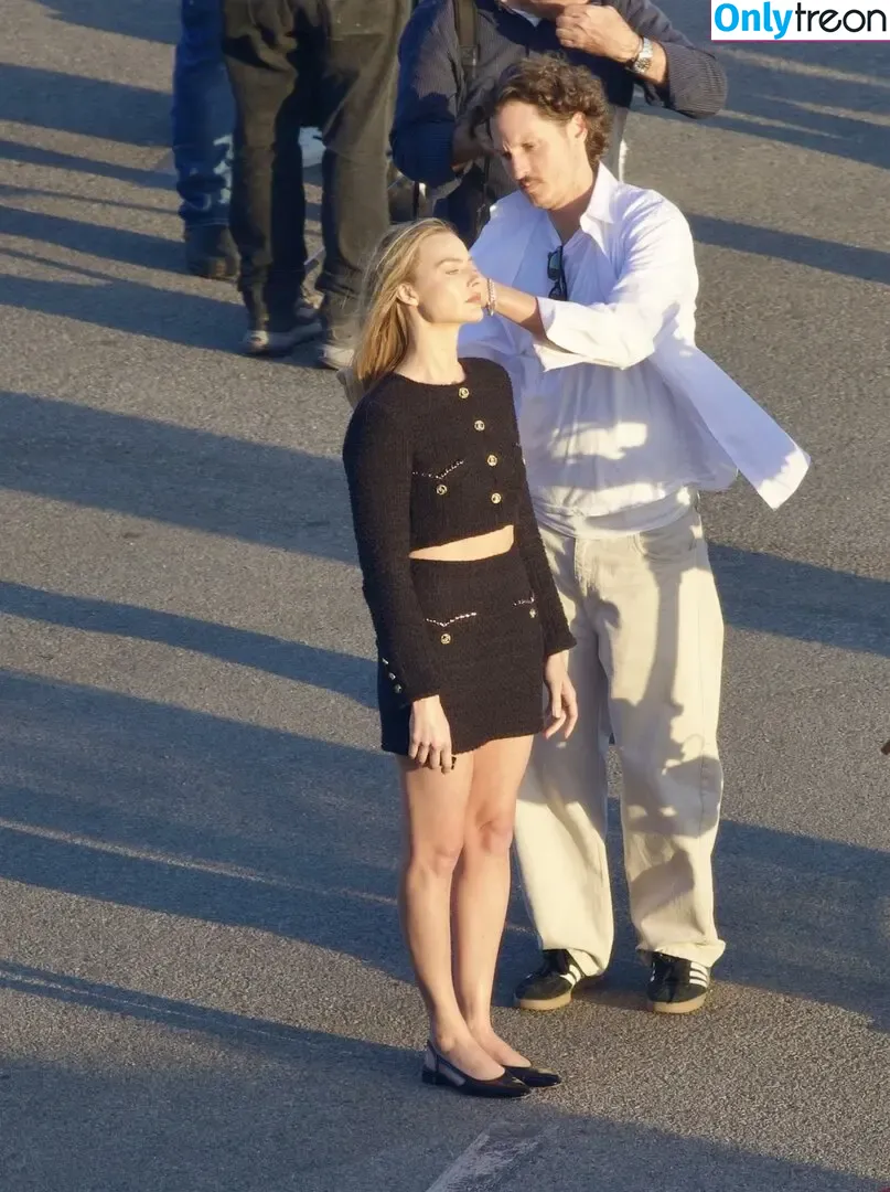 Margot Robbie голая photo #3543 (margotrobbieofficial)