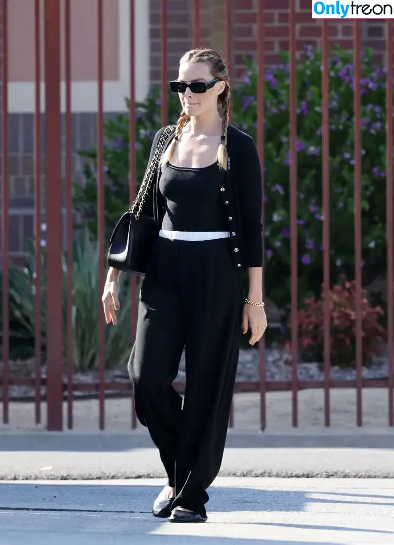 Margot Robbie голая photo #3693 (margotrobbieofficial)