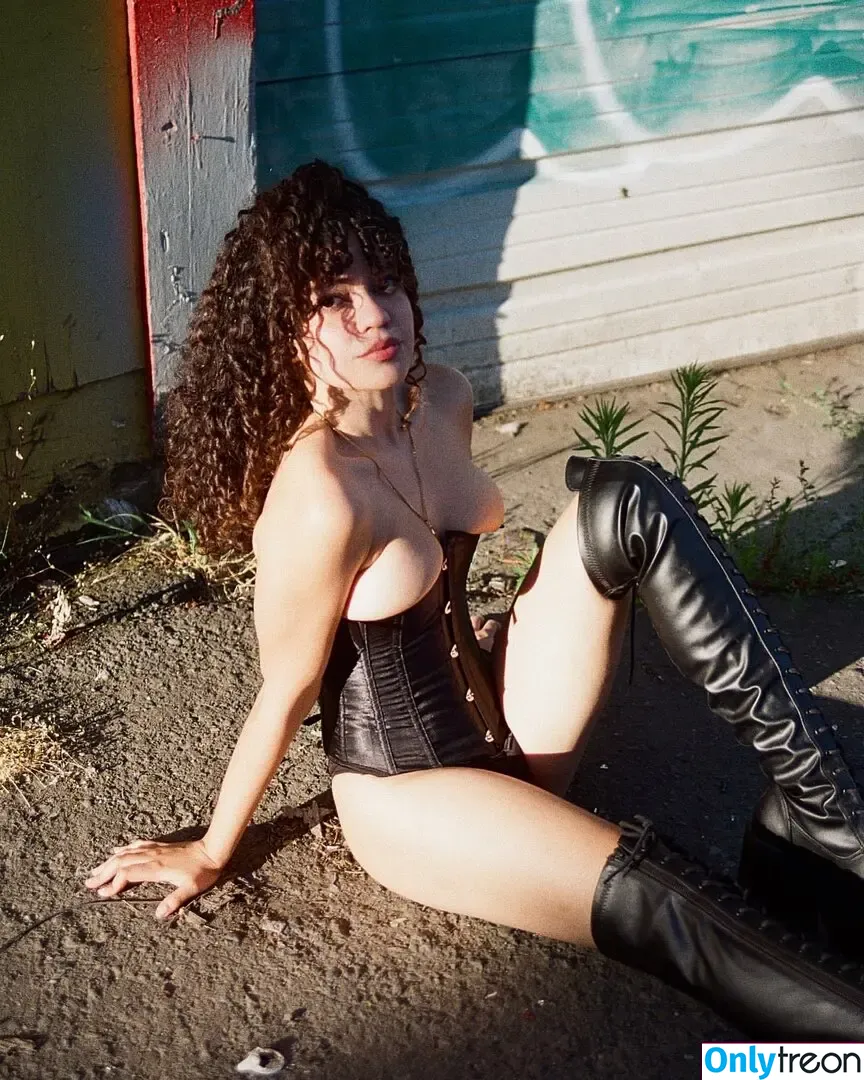 Mari Svel голая photo #0040 (mvaleriabg / spicymarii)