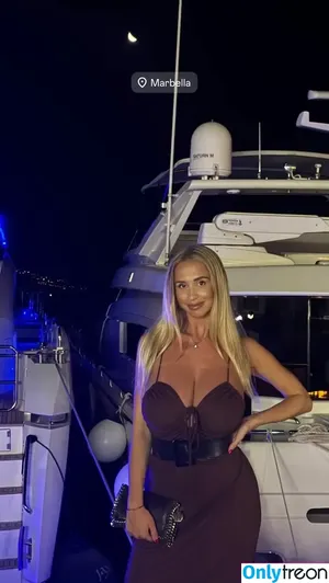 Maria Arreghini / mariiia / meriarreghini nude photo #0948