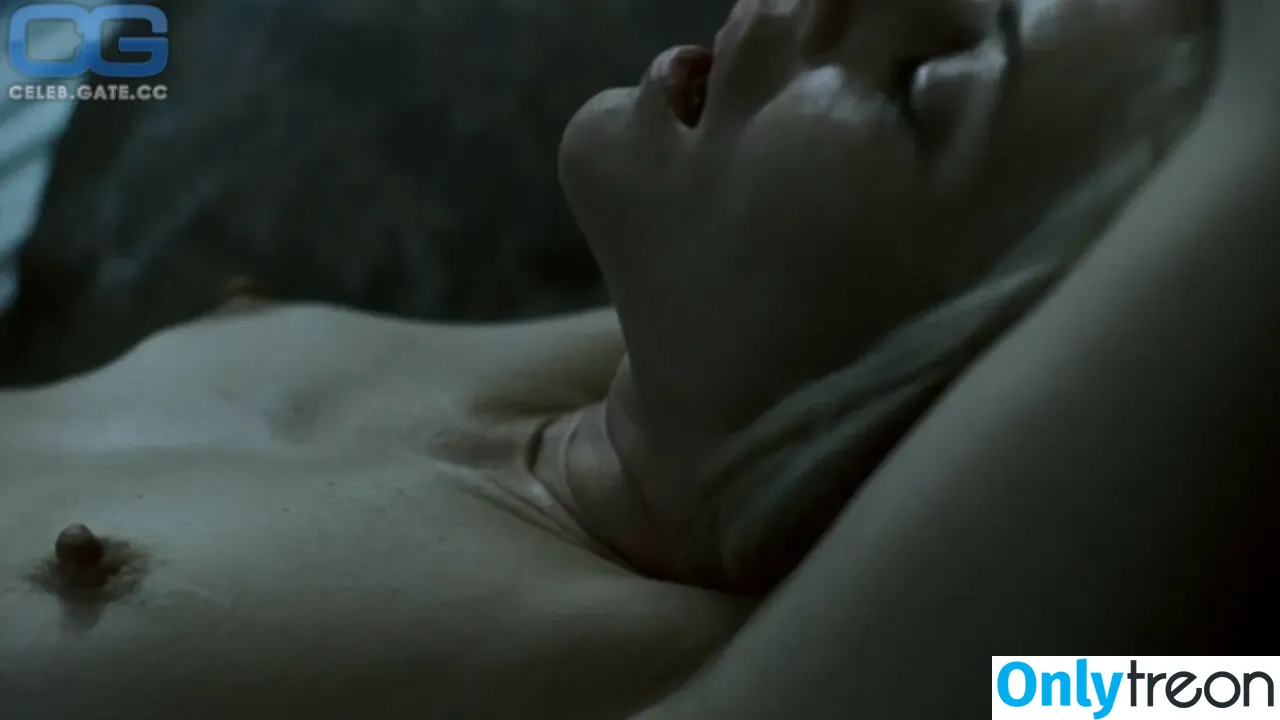 Maria Bello nude photo #0044 (officialmariabello)