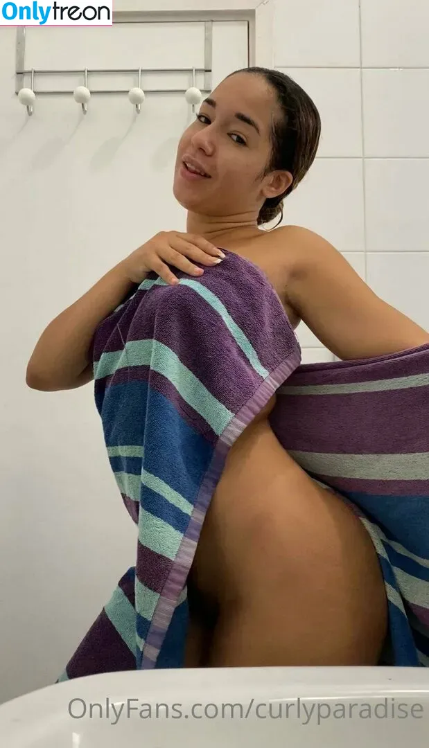 Maria Cabello nude photo #0005 (mariacabello / marialovespeaches23)