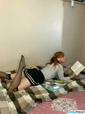 maria_euphoria / me_maria.euphoria nude photo #0003