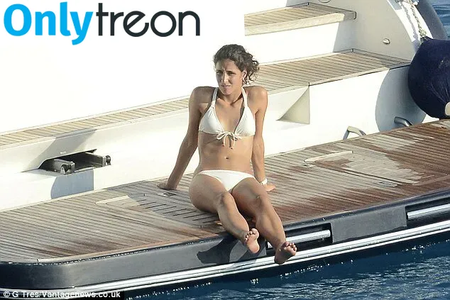 Maria Francisca Perello голая photo #0073 (xiscaperellofans)
