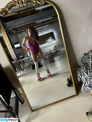 Maria Kanellis / MariaLKanellis / mariakanellis / tsmariagk фото голая #0882