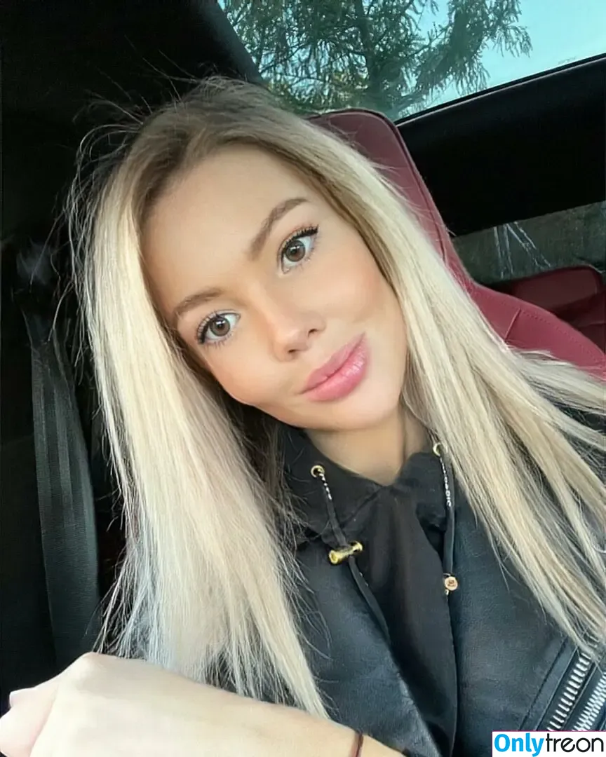 Maria Lapulina nude photo #0003 (maria_avt / maria_kiska555)