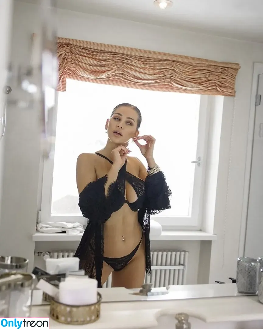 Maria Maksimovic nude photo #0033 (maria.maksimovic)