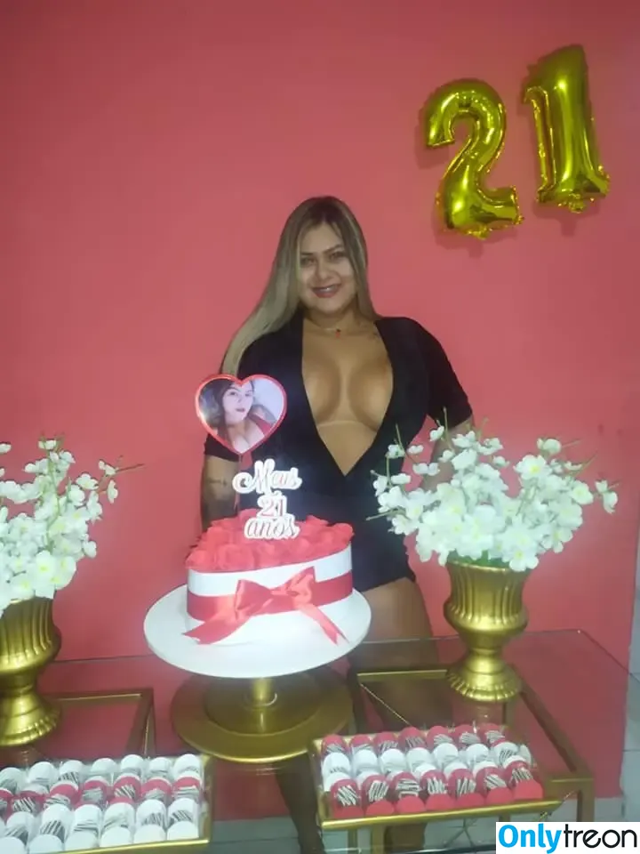 Maria Pereira nude photo #0002 (mariaasp39 / notagainmaria)
