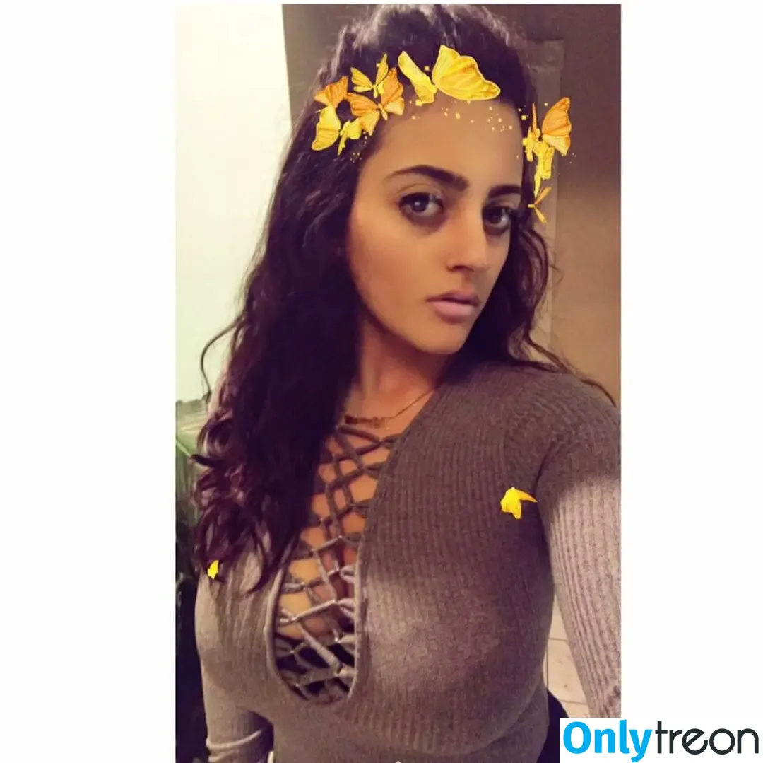 Maria Sharrad nude photo #0021 (maria__sha_ / queenmimi.s)