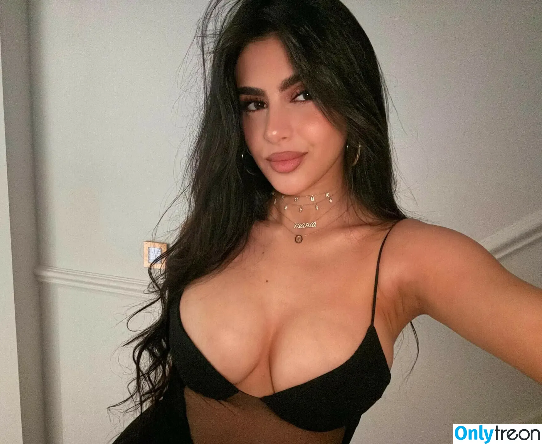 Maria Taktouk nude photo #0002 (mariataktouk)