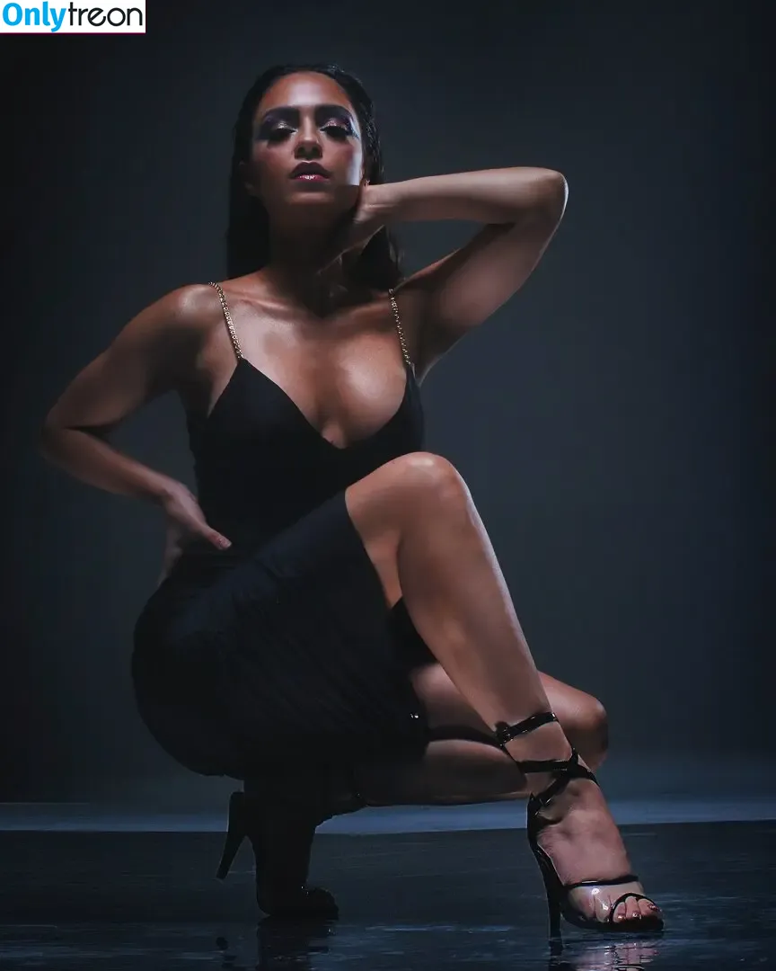 Maria Tsiatsiani nude photo #0001 (Strictly Dancer / soymariaasecas)
