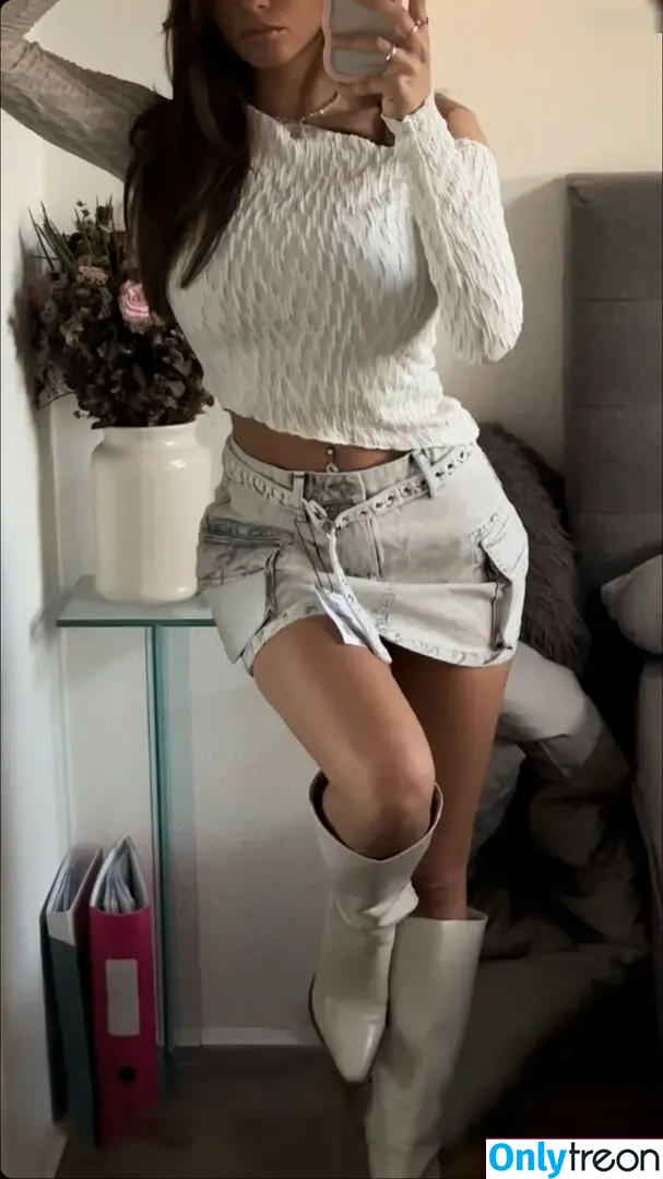 Mariablaa nude photo #0088 (monamarie)