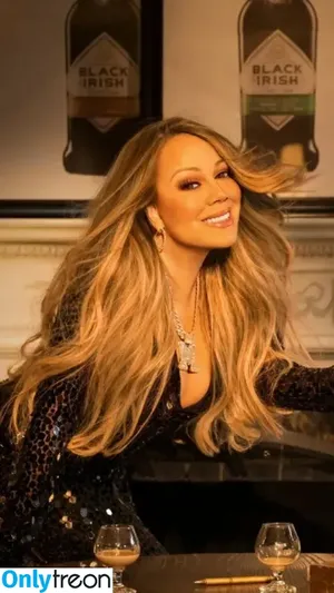 Mariah Carey / mariahcarey nude photo #0019