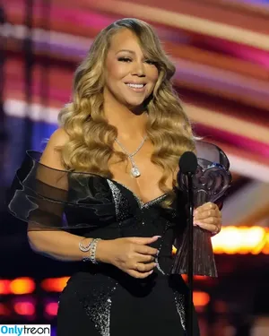 Mariah Carey / mariahcarey nude photo #0055