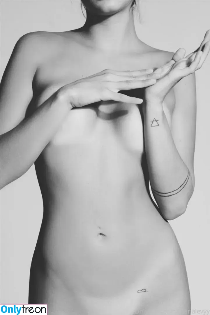 marialevyy nude photo #0056 (maría levy)
