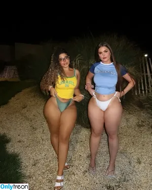 mariamor.mae / Miss Dimples / mariamorxo / missdimplesxo nude photo #0002