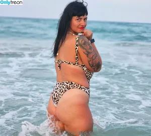 marianmariaclaudia / clau.diaclaudiaaaa nude photo #0065