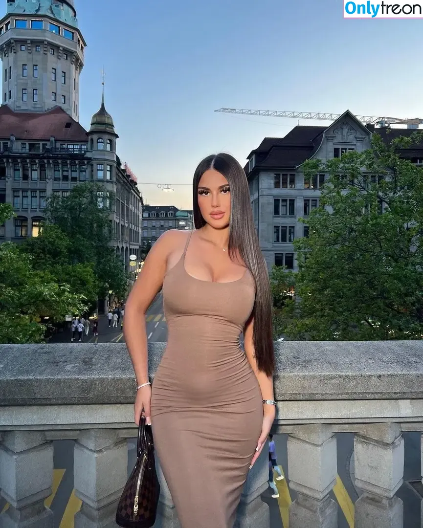 mariaruizzb голая photo #0002 (mariaruizzb)
