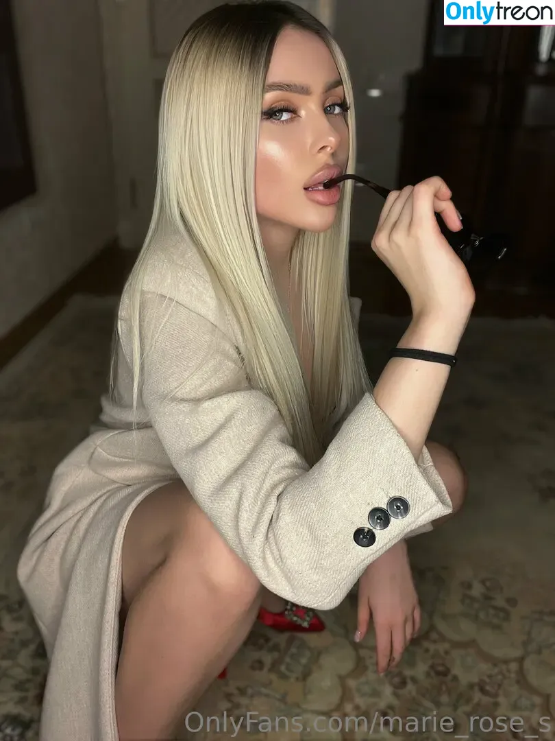 Marie_rose_s голая photo #0046 (barbiegirl.marie / lavieemarie / marie.art.meditation / marie__rose / nomarie.m)