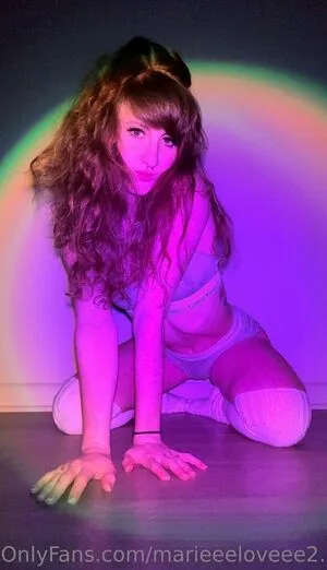 marieeeloveee2.0 / marie._.love22 nude photo #0021