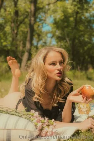 marielafemme / marielaplease фото голая #0032