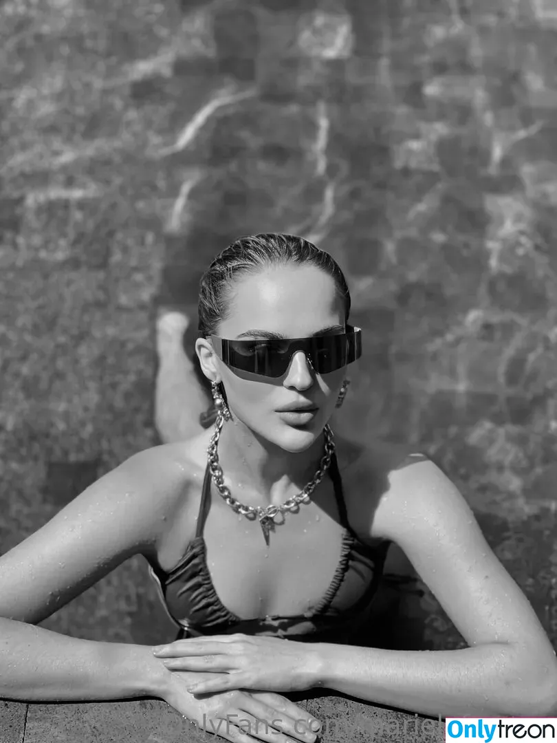 marielafemme голая photo #0150 (marielaplease)