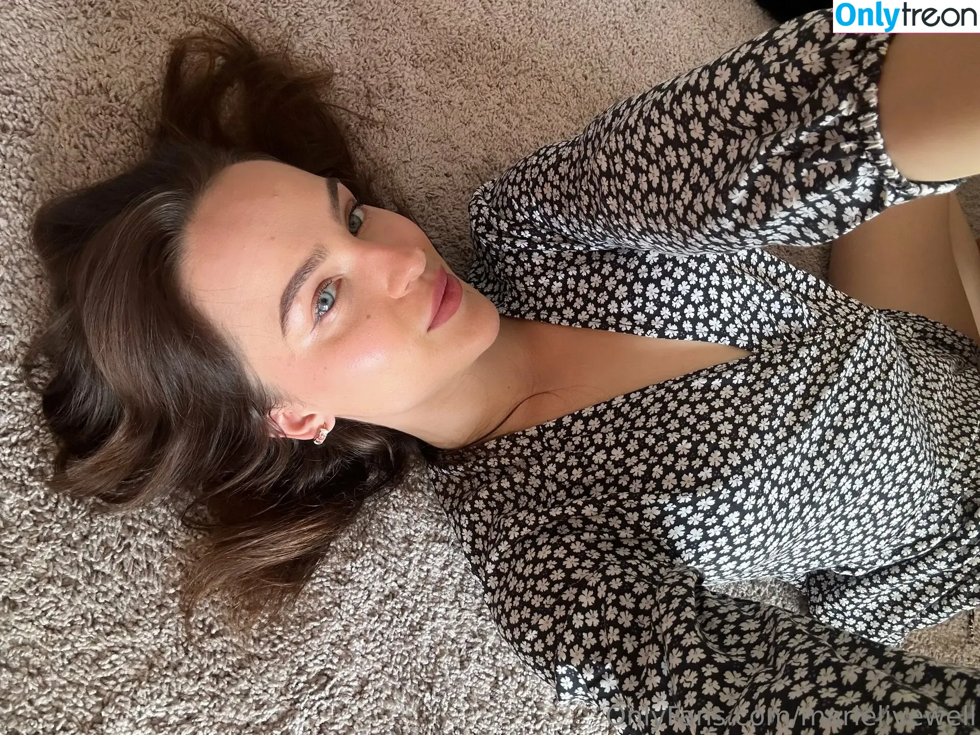 marielivewell nude photo #0067 (marillewellyn)