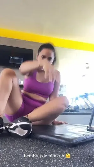 Mariely E Mirella Santos / eumarielysantos / gêmeas lacração nude photo #0077