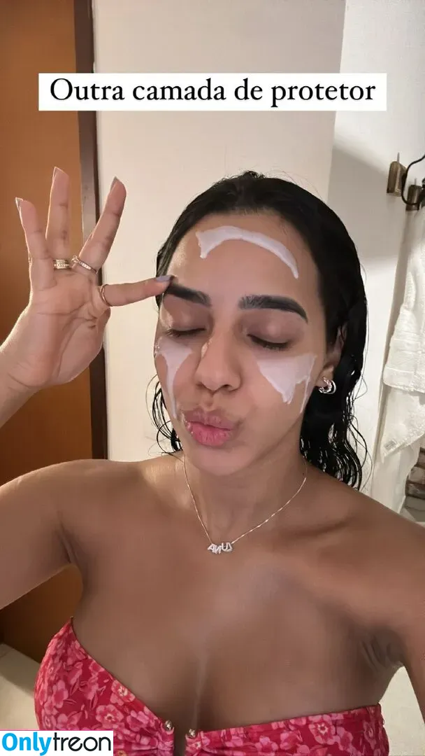 Mariely E Mirella Santos nude photo #0057 (eumarielysantos / gêmeas lacração)