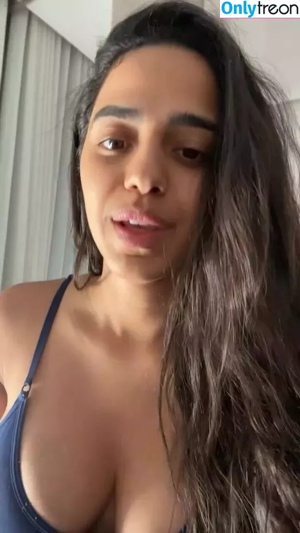 Mariely E Mirella Santos nude photo #0119 (eumarielysantos / gêmeas lacração)