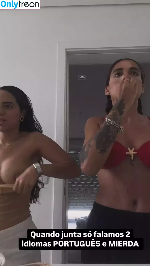 Mariely E Mirella Santos nude photo #0123 (eumarielysantos / gêmeas lacração)