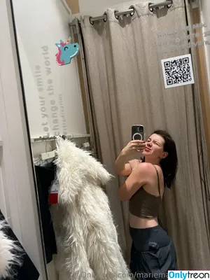 mariemarshmallow / lovemarymarshmallow nude photo #0001