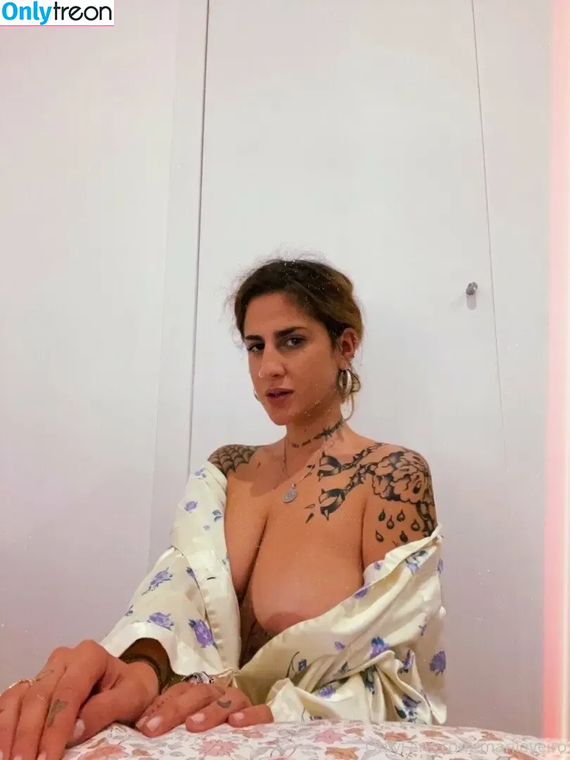 mariiaveiro nude photo #0049 (mariaveiroo)