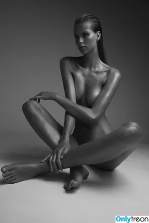 Mariina Keskitalo / mariinakeskitalo nude photo #0008