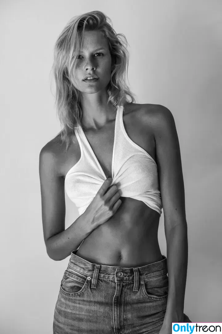 Mariina Keskitalo nude photo #0034 (mariinakeskitalo)