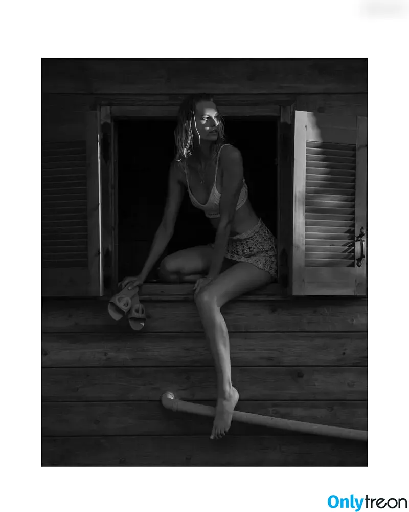 Mariina Keskitalo голая photo #0225 (mariinakeskitalo)