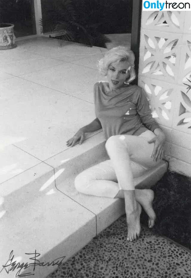 Marilyn Monroe nude photo #0178 (bustedsugar / marilynmonroe)