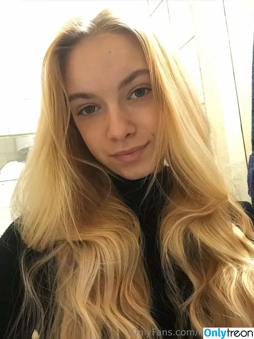 marina_kitti голая photo #0083 (marinakikit)
