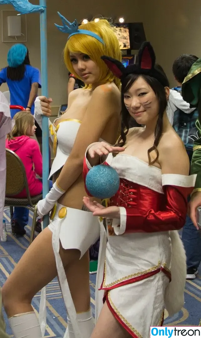 Marine Sivongsa nude photo #0009 (baitelephone)