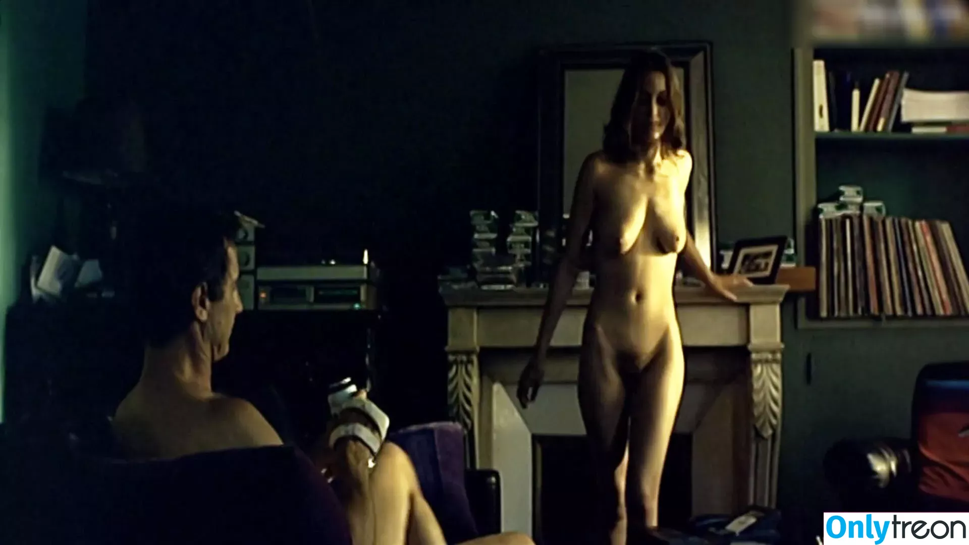 Marion Cotillard nude photo #0052 (marion_cotillar / marioncotillard)