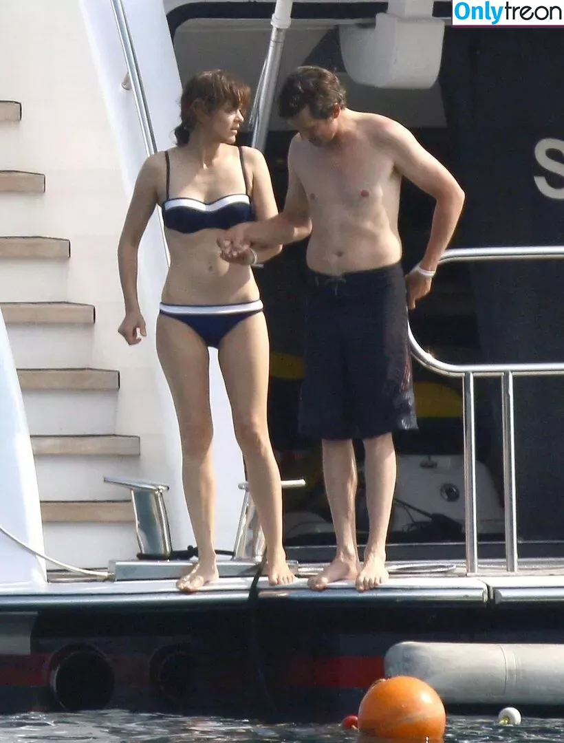 Marion Cotillard nude photo #0070 (marion_cotillar / marioncotillard)